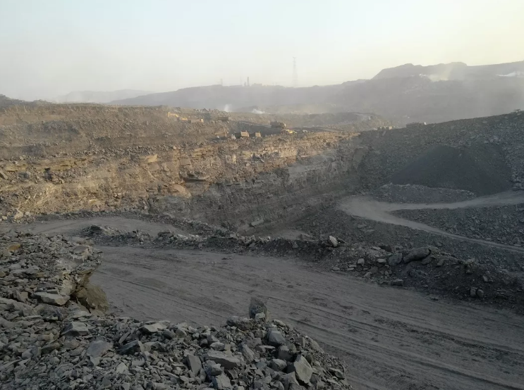 礦區石頭運輸 礦區石頭運輸